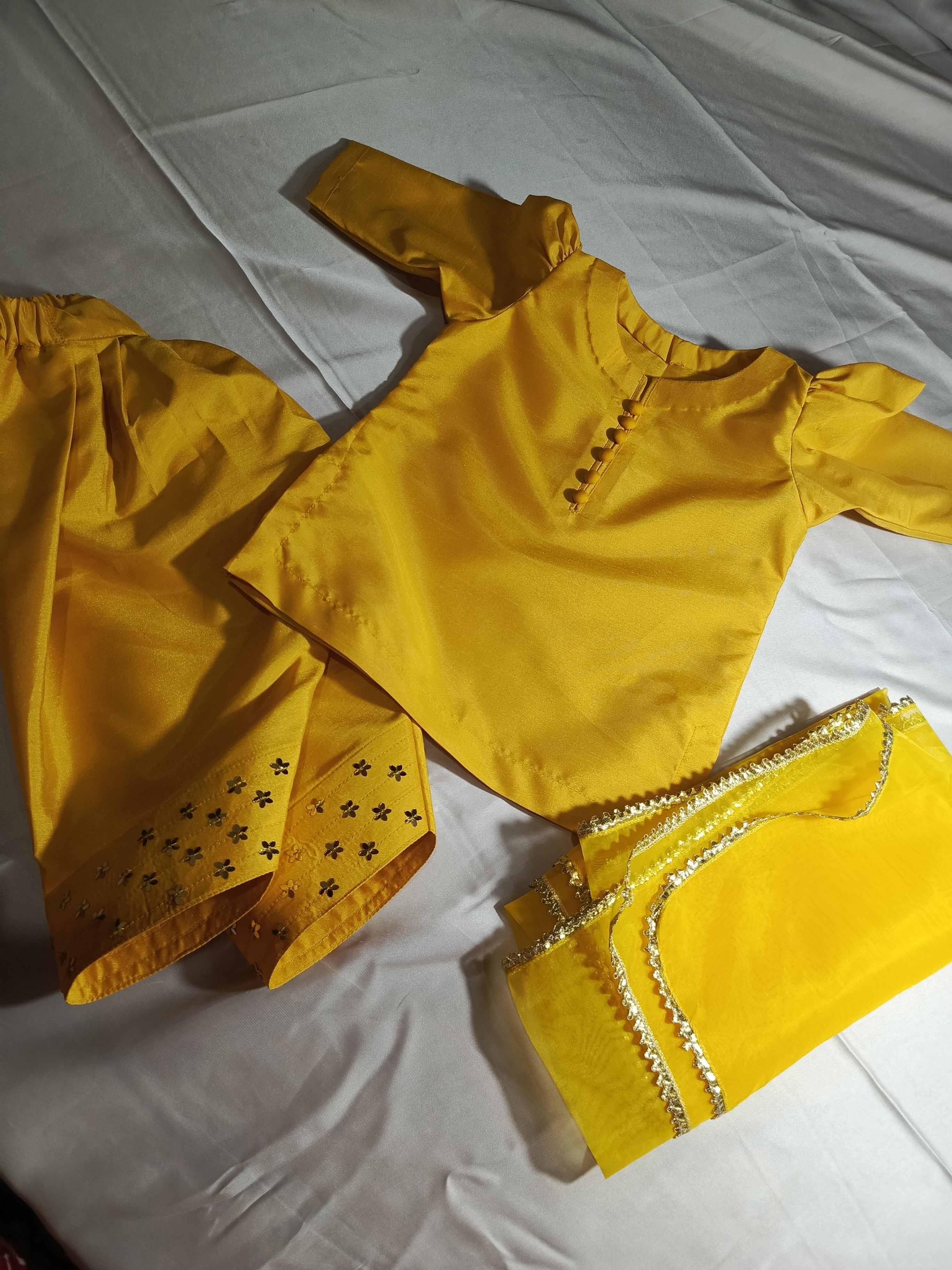 kid’s Farshi suit